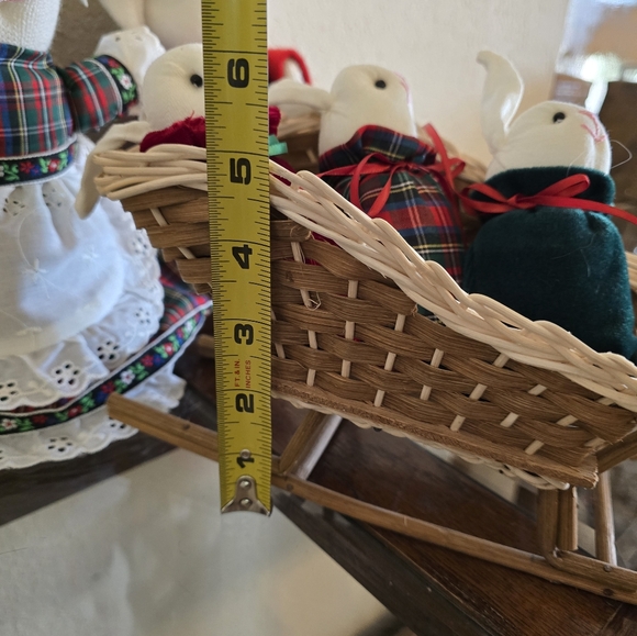 Vintage 6 piece sock bunnies holiday decor set. Mint Condition. - Picture 12 of 14